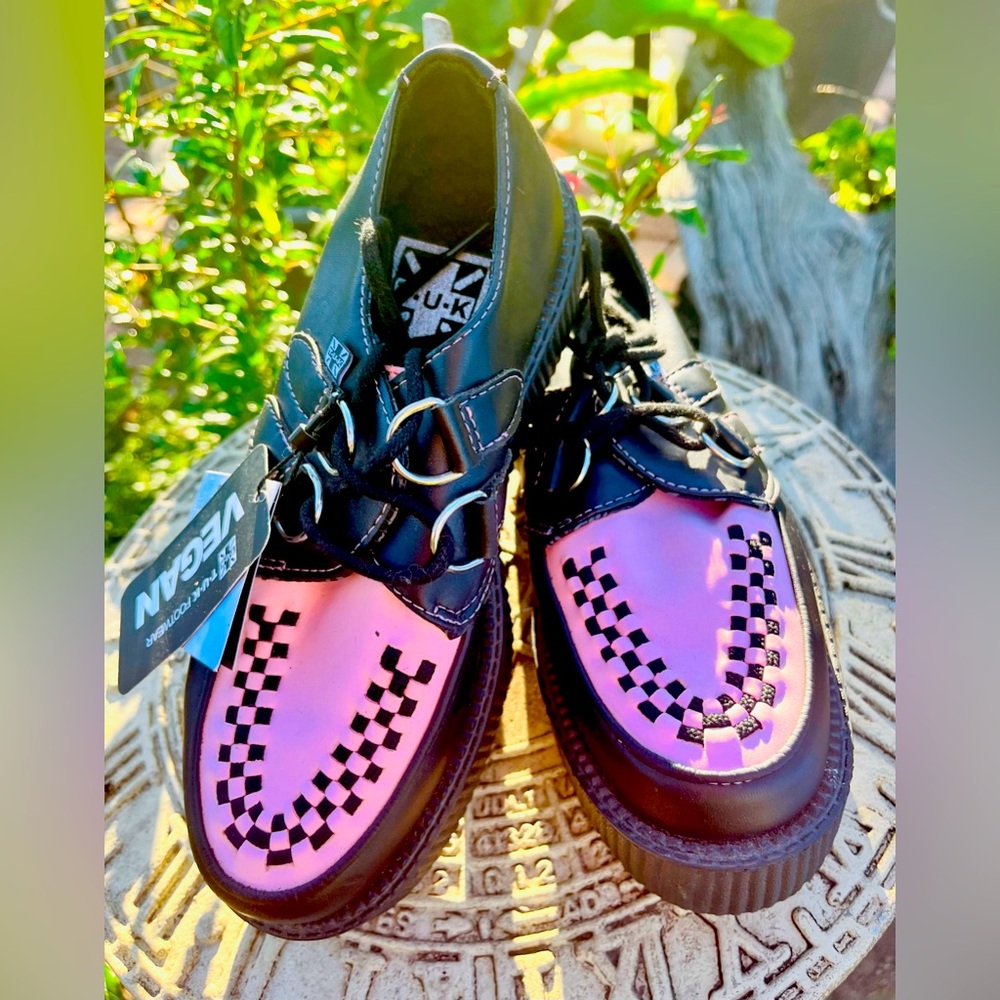 Creepers TUK